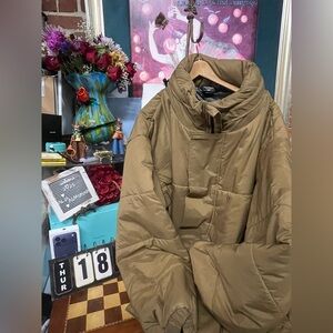 USGI Beyond Clothing Level 7 PCU Primaloft "Monster Parka"-x Large